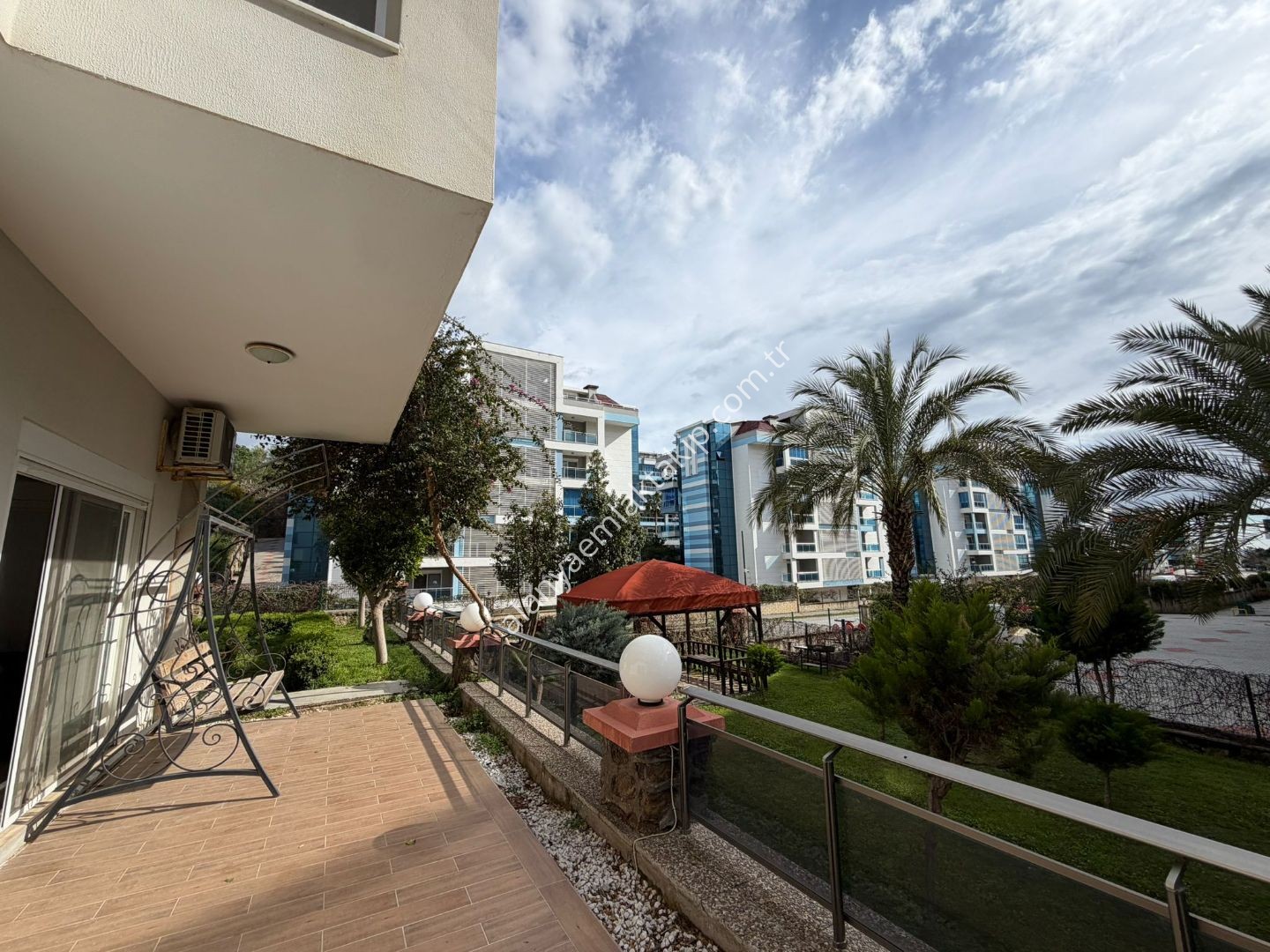 ALANYA KESTEL MAHALLESİNDE SATILIK LÜKS SİTE İÇİNDE 2+1 BAHÇE DUBLEKSİ